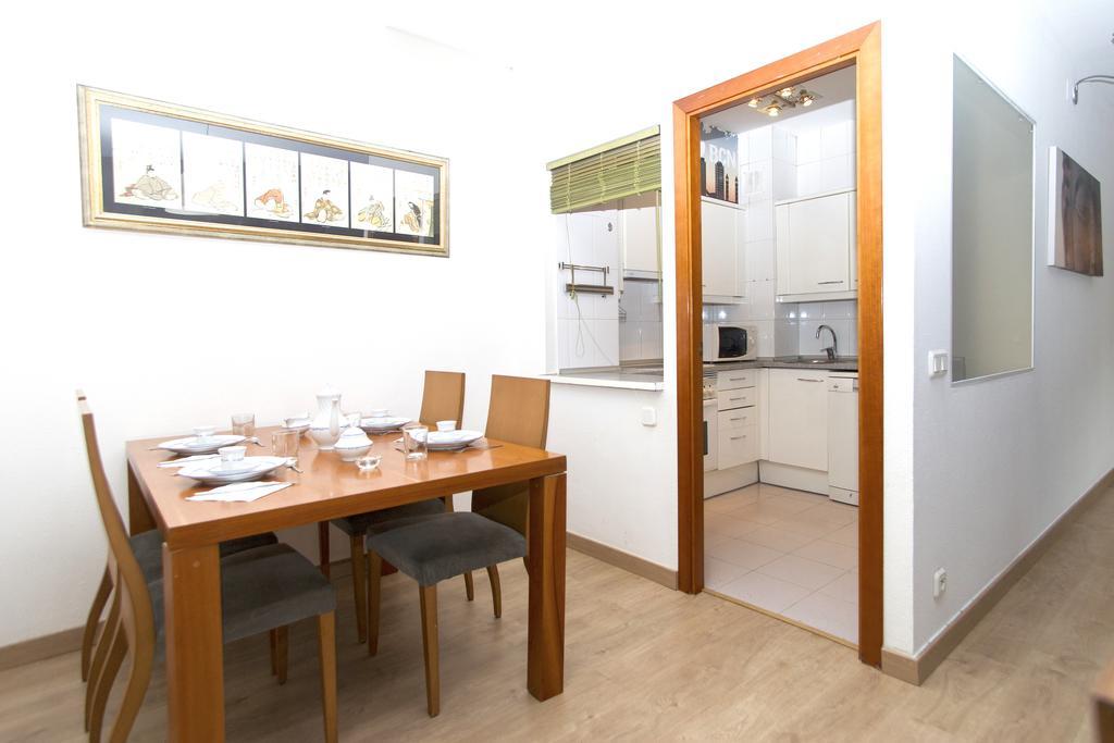 Apartment Bright Sagrada Familia Барселона Екстер'єр фото