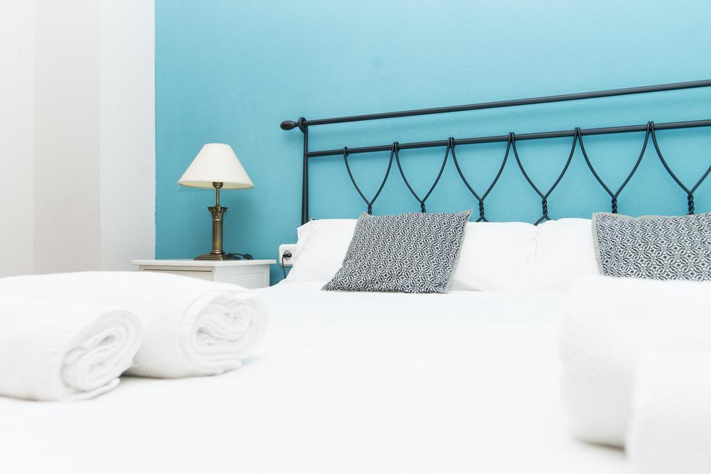 Apartment Bright Sagrada Familia Барселона Екстер'єр фото